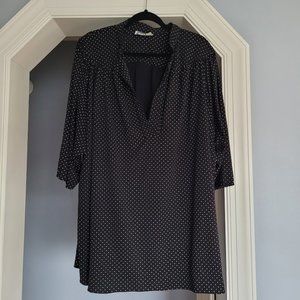 CB IV WOMENS BLACK WITH WHITE POLKA DOT BLOUSE SIZE 4X